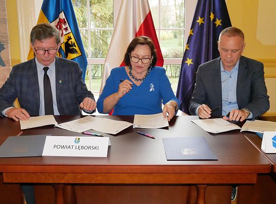 Umowa na wykonanie prac budowlanych BCU podpisana